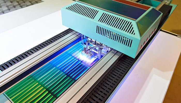 Read more about the article هدف و کاربرد چاپ یووی